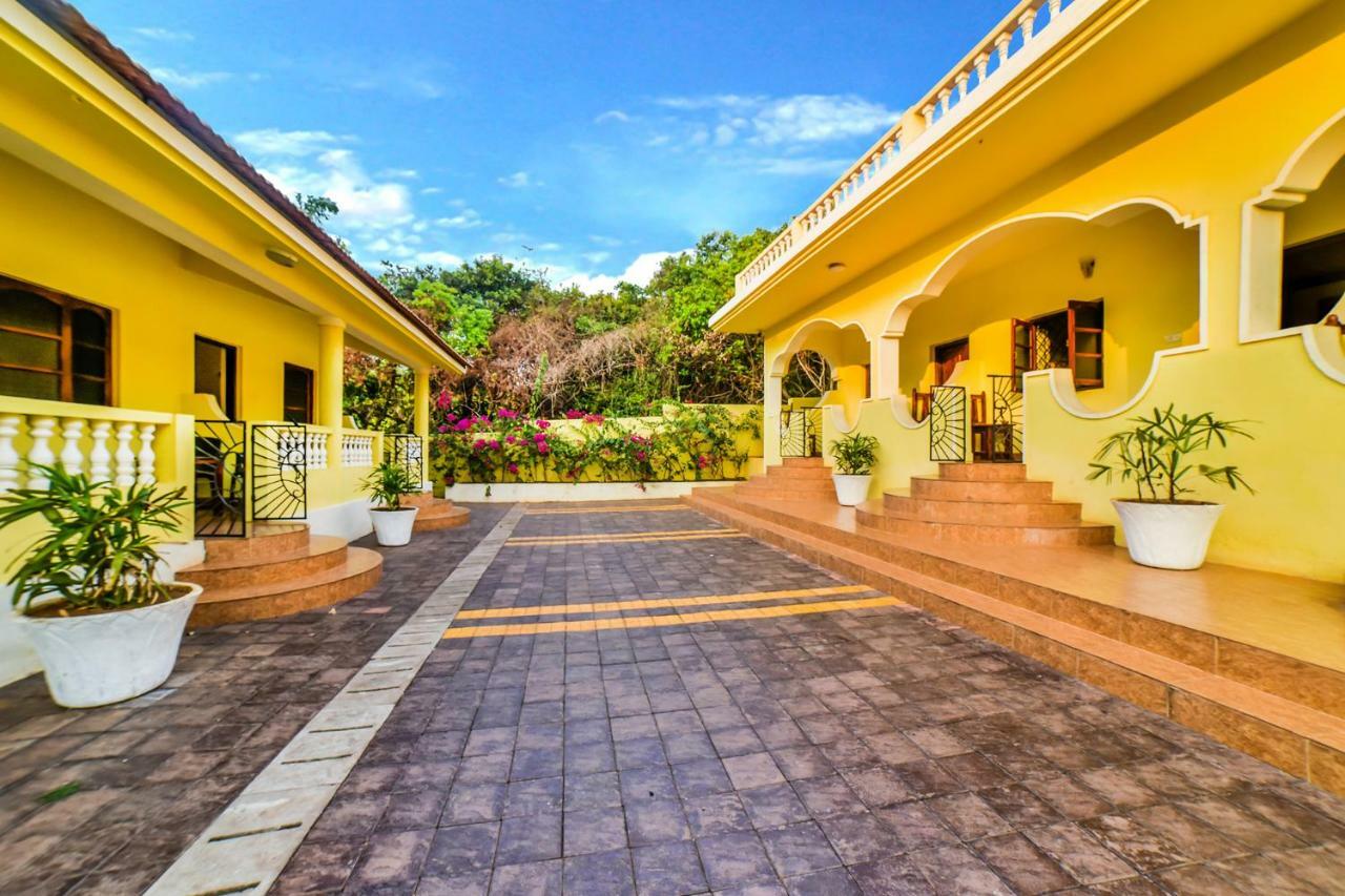 Fabhotel Yoyo Cottage With Pool - Nr Chapora Fort วากาตอร์ ภายนอก รูปภาพ